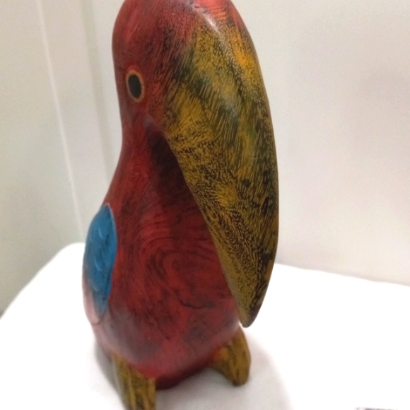 Bird Sculpture Figurine, Toucan from Thailand. 10" Tall - Picture 3 of 6